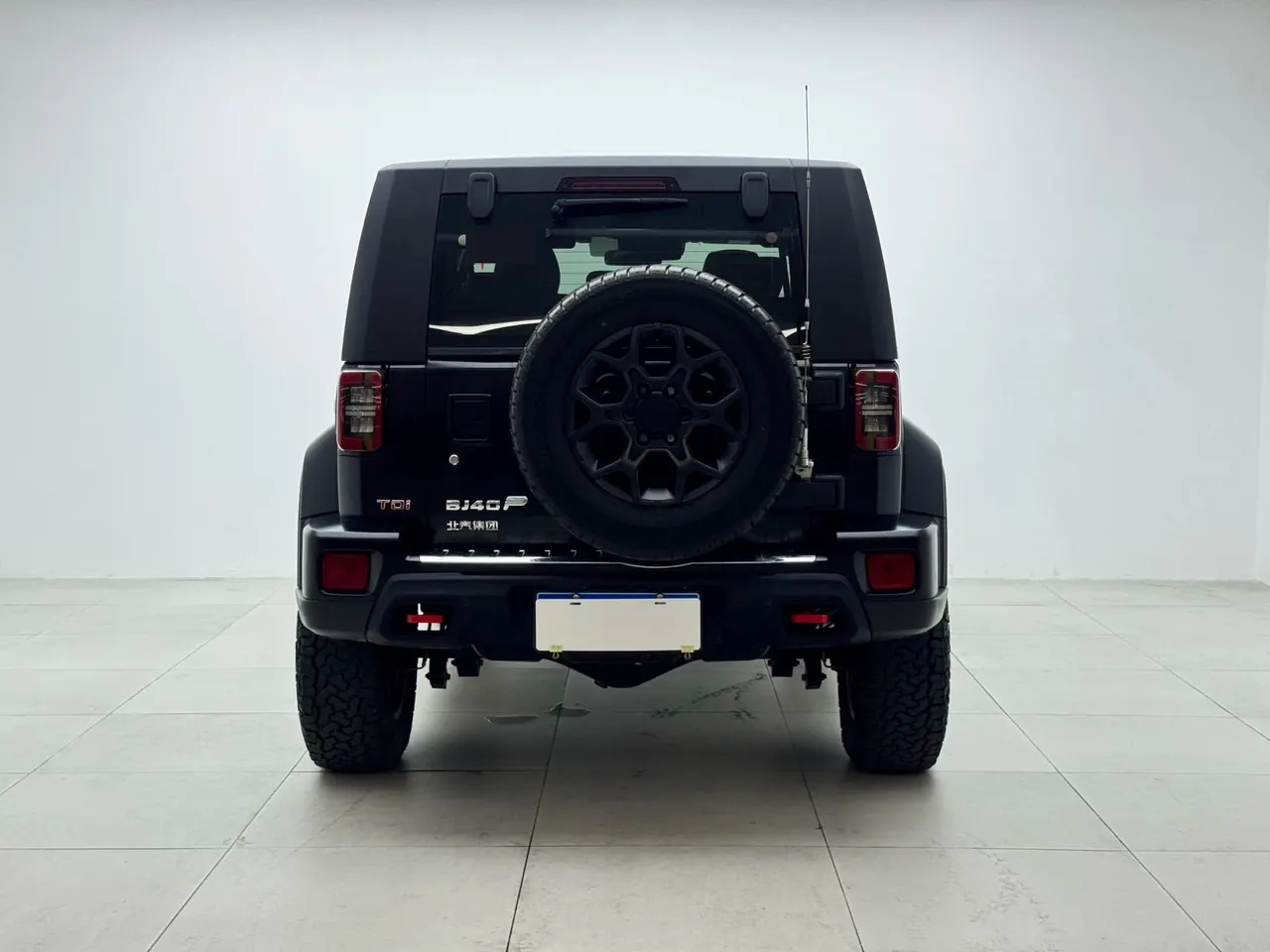 Beijing 2021 BJ40 2.0T four-wheel drive blade hero version chivalrous automatic gear 5