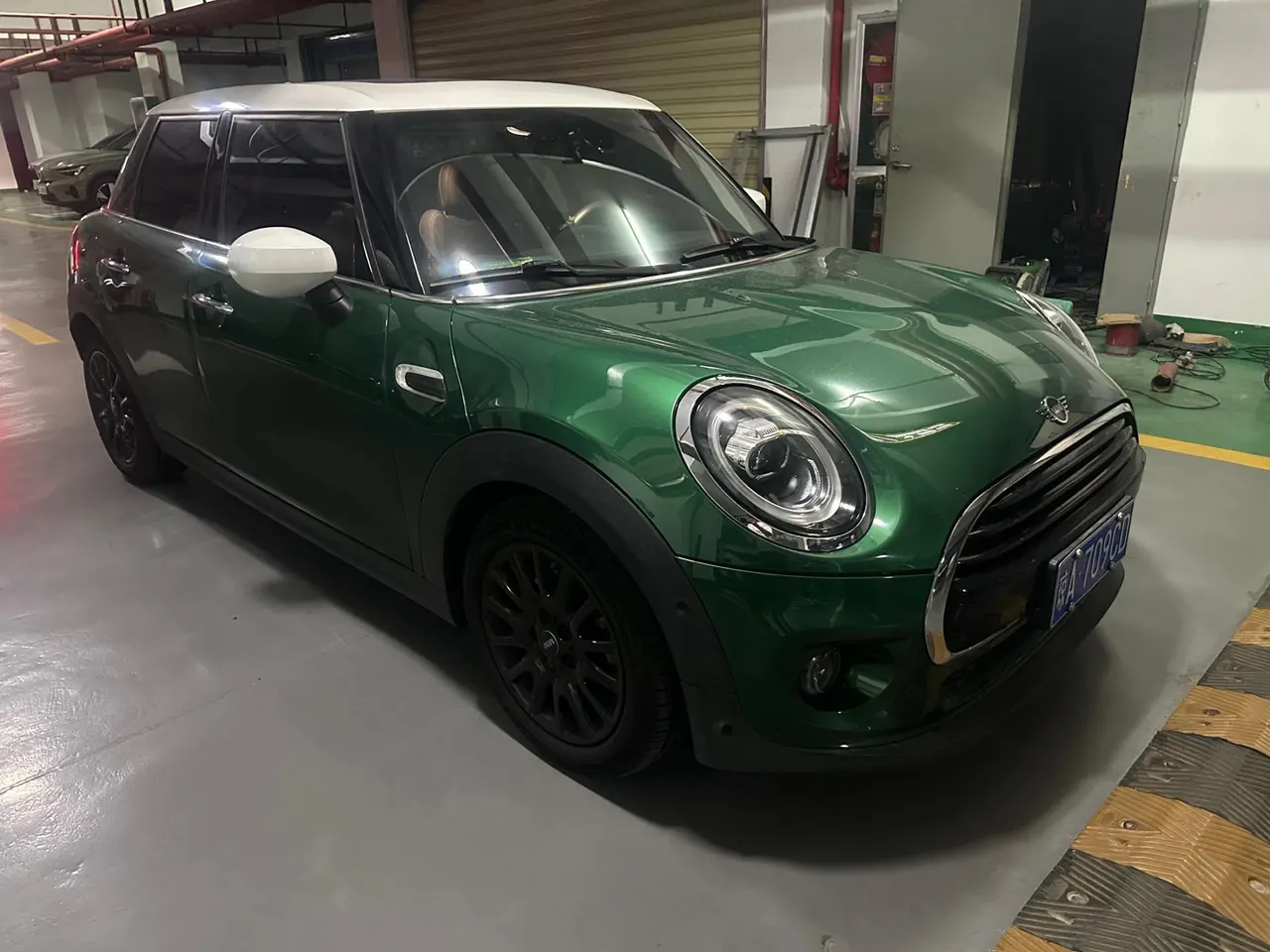 MINI Mini 5-Door (Imported) 2021 Mini Cooper 1.5T Classic Auto 3