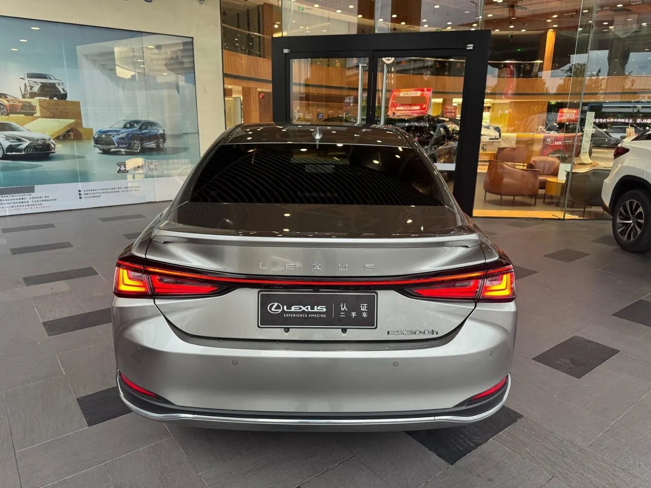 Lexus ES (Imported) 2025 ES300h 2.5 Stepless Premium Edition Automatic Gear 2