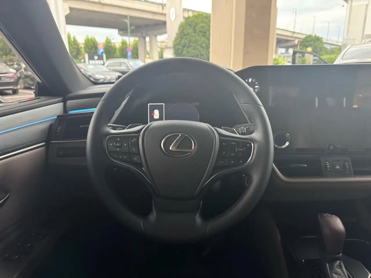Lexus ES (Imported) 2025 ES300h 2.5 Stepless Premium Edition Automatic Gear 9