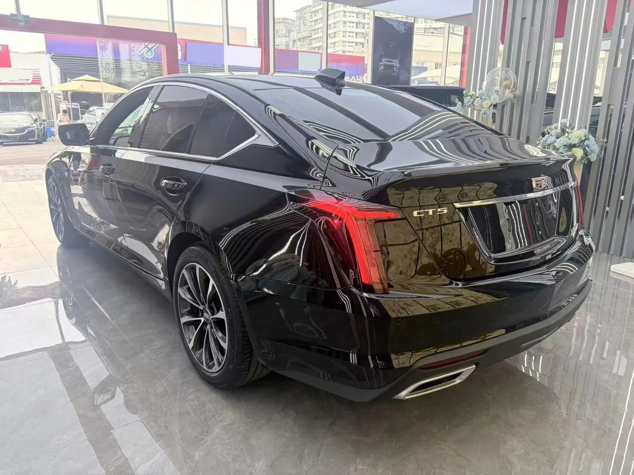 Cadillac 2025 CT5 2.0T 28T City Sports Edition Automatic Gear 7
