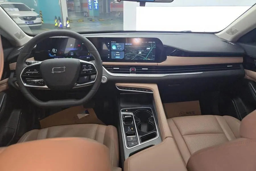 Bestune 2024 B70 1.5T Longteng Edition Leading Automatic Gear 5