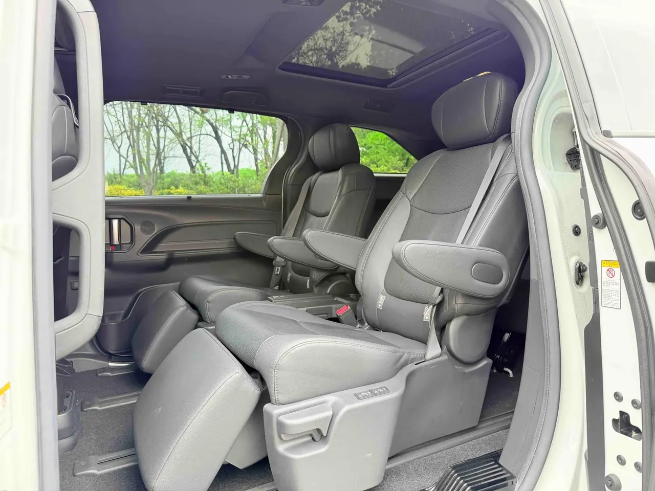 Toyota 2021 Sai 2.5 Stepless Premium Edition Automatic Gear 10