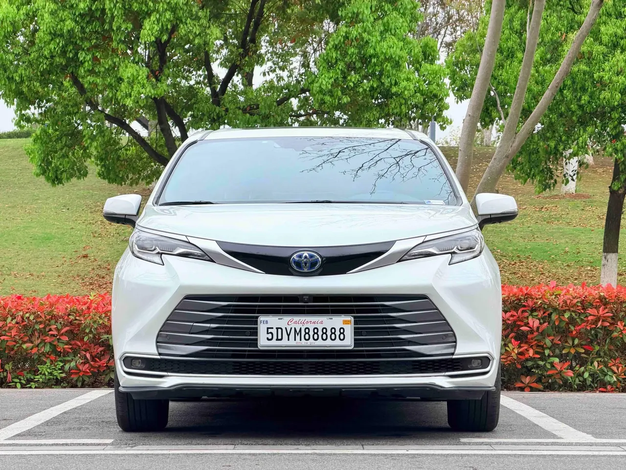 Toyota 2021 Sai 2.5 Stepless Premium Edition Automatic Gear 2