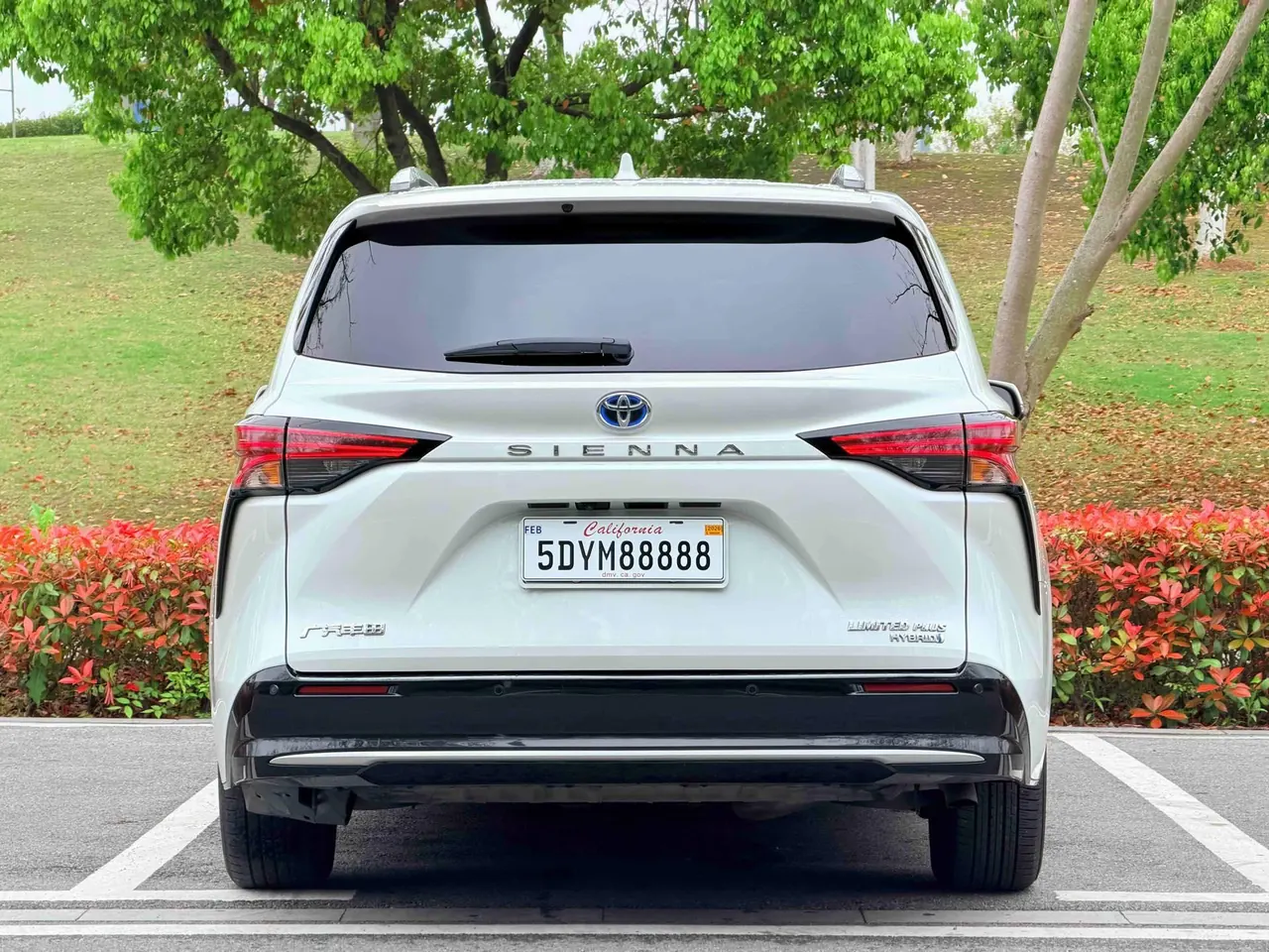Toyota 2021 Sai 2.5 Stepless Premium Edition Automatic Gear 4