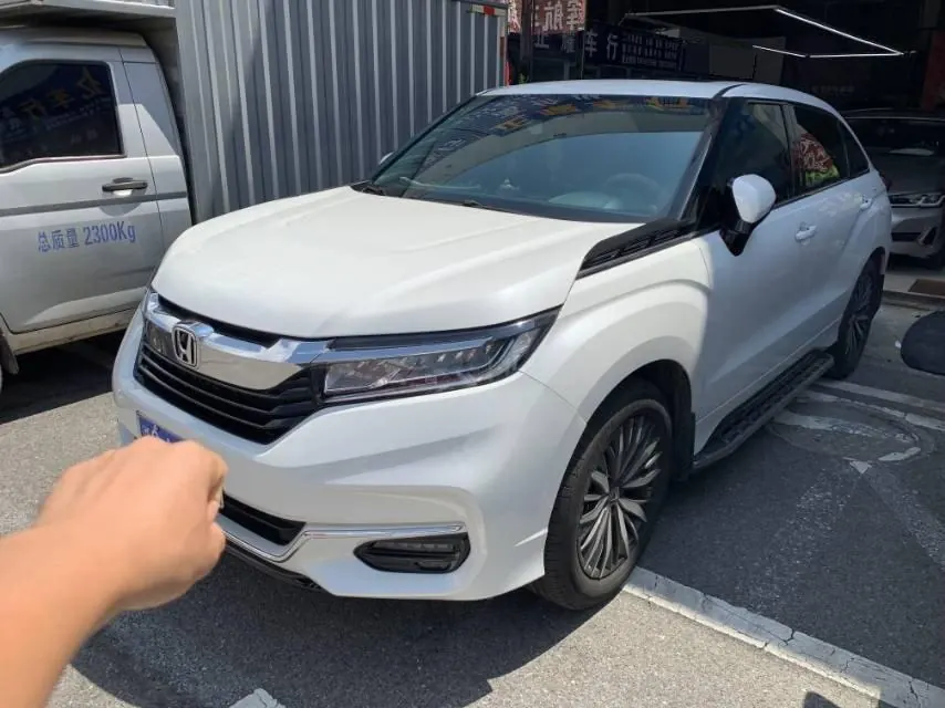 Open image lightbox: Honda 2020 Crown Road 2.0T 370TURBO Two-Drive Deluxe Automatic Gear