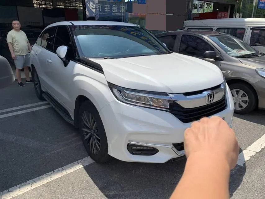 Honda 2020 Crown Road 2.0T 370TURBO Two-Drive Deluxe Automatic Gear 2