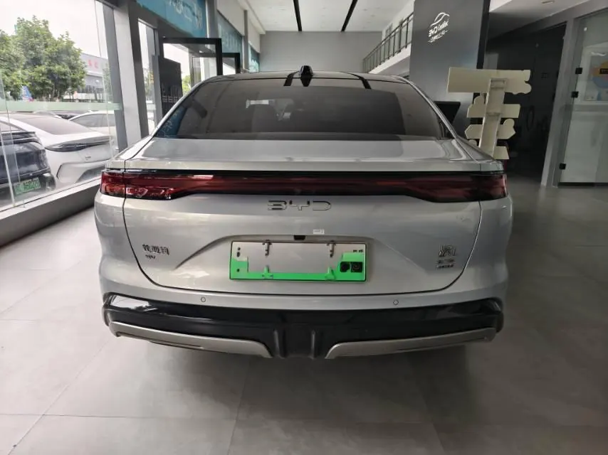 BYD 2025 Han L EV four-wheel drive laser Radar flagship automatic gear 4