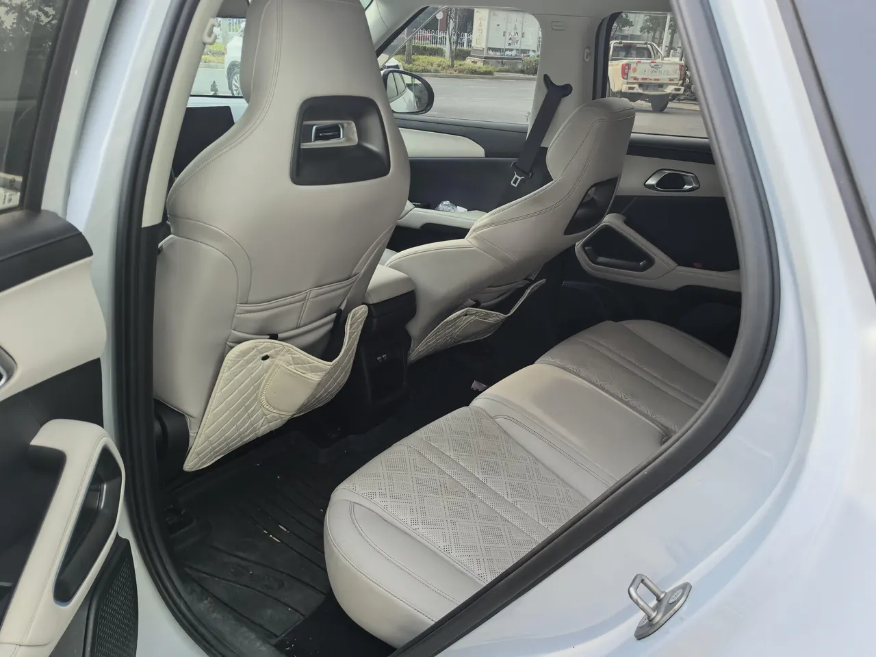 BYD 2024 Yuan UP 401KM Leading Automatic Gear 4