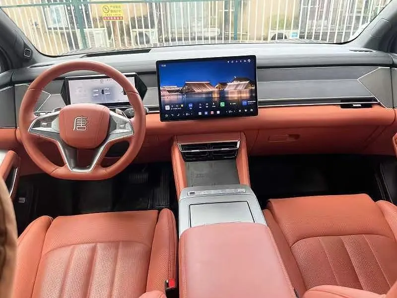 BYD 2025 Tang L EV 600KM four-wheel drive laser Radar flagship automatic gear 4