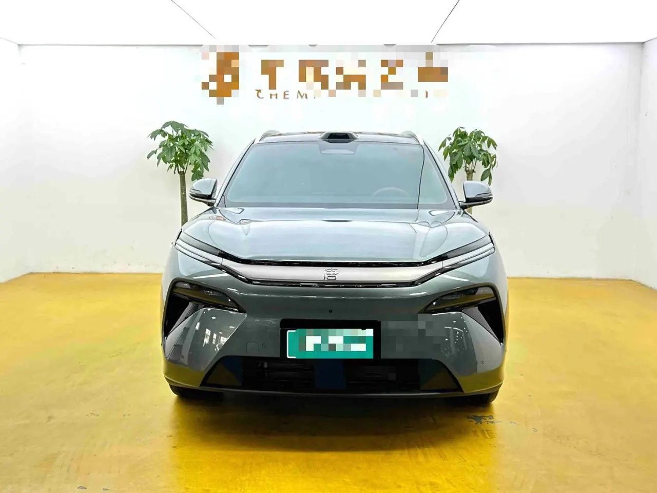 BYD 2025 Tang L DM 1.5T stepless 200KM four-wheel drive laser Radar flagship automatic gear 2