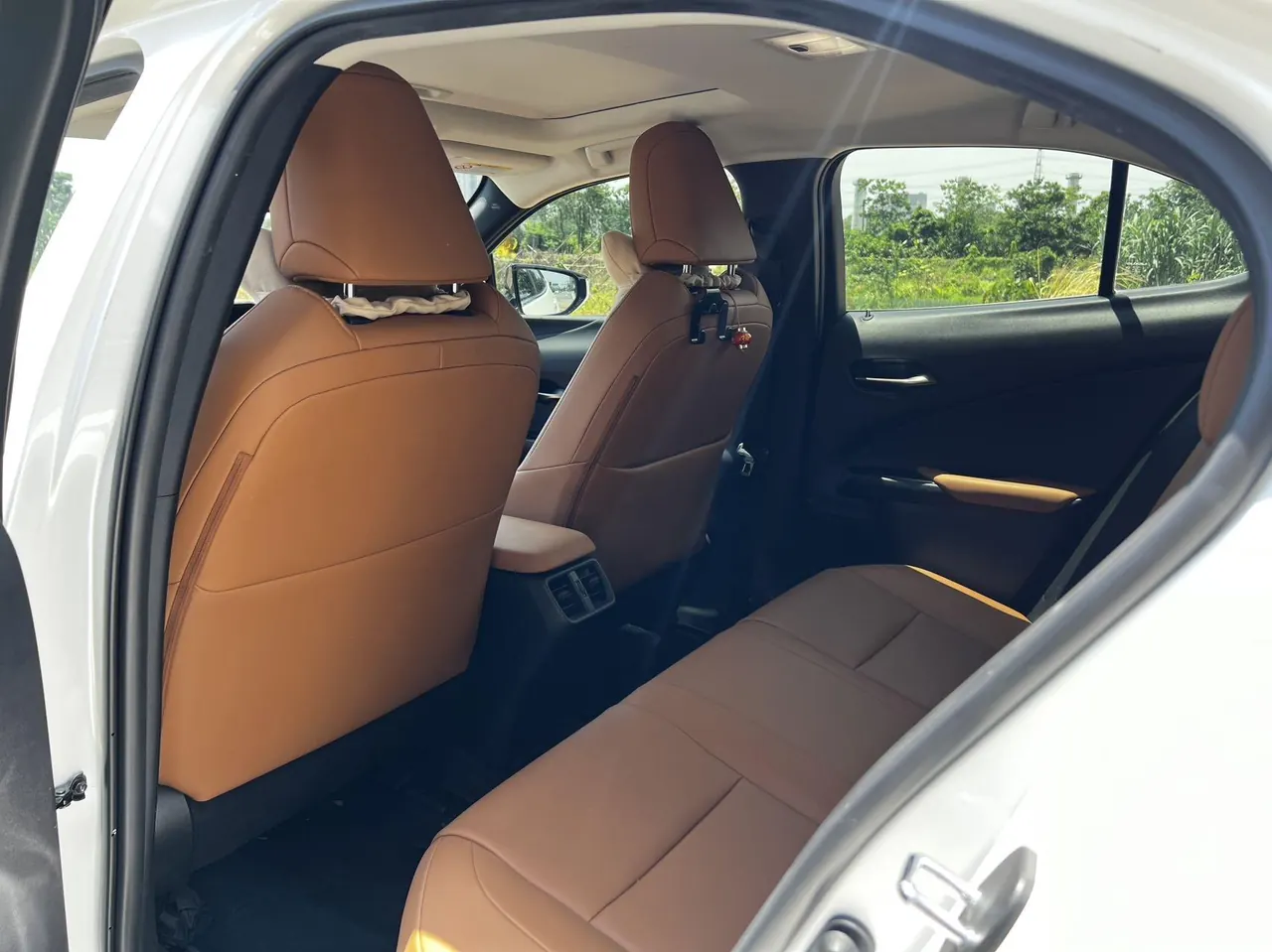 Lexus UX (Imported) 2020 UX260h 2.0 Stepless Exploration and Interesting Edition Automatic Gear 6