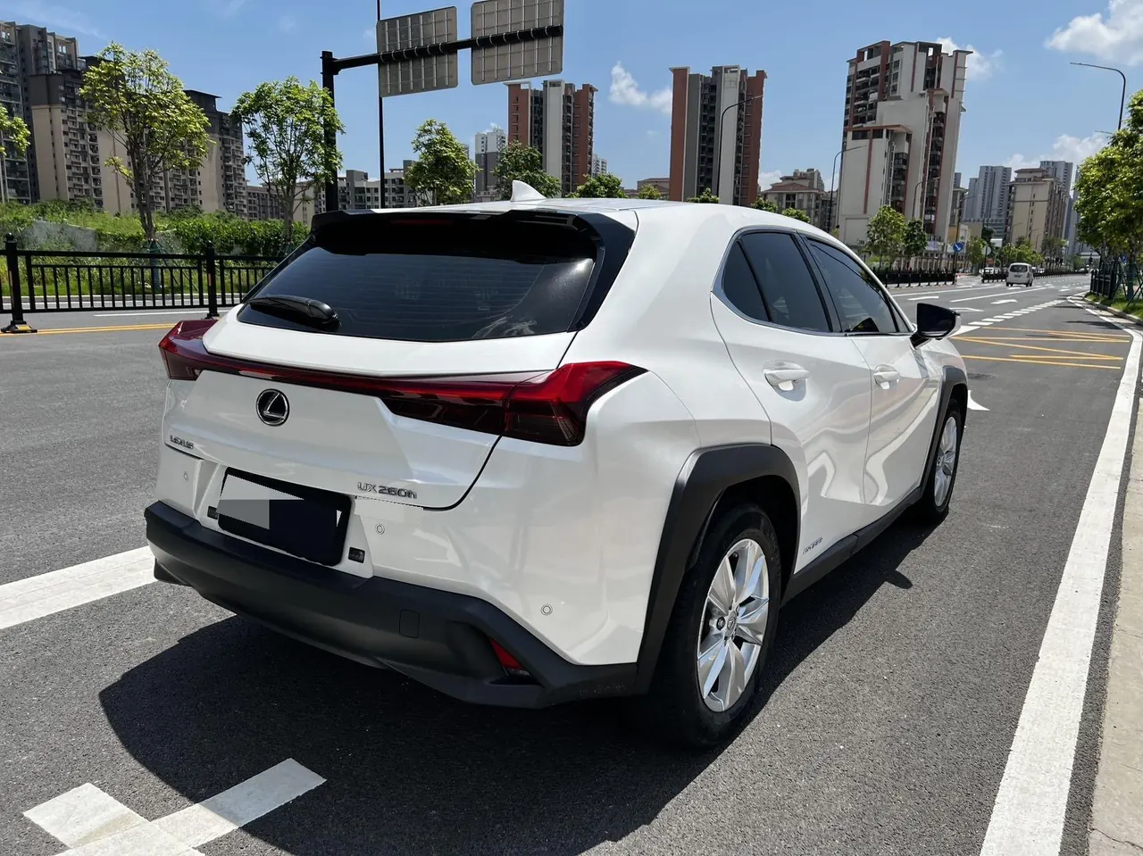 Lexus UX (Imported) 2020 UX260h 2.0 Stepless Exploration and Interesting Edition Automatic Gear 9