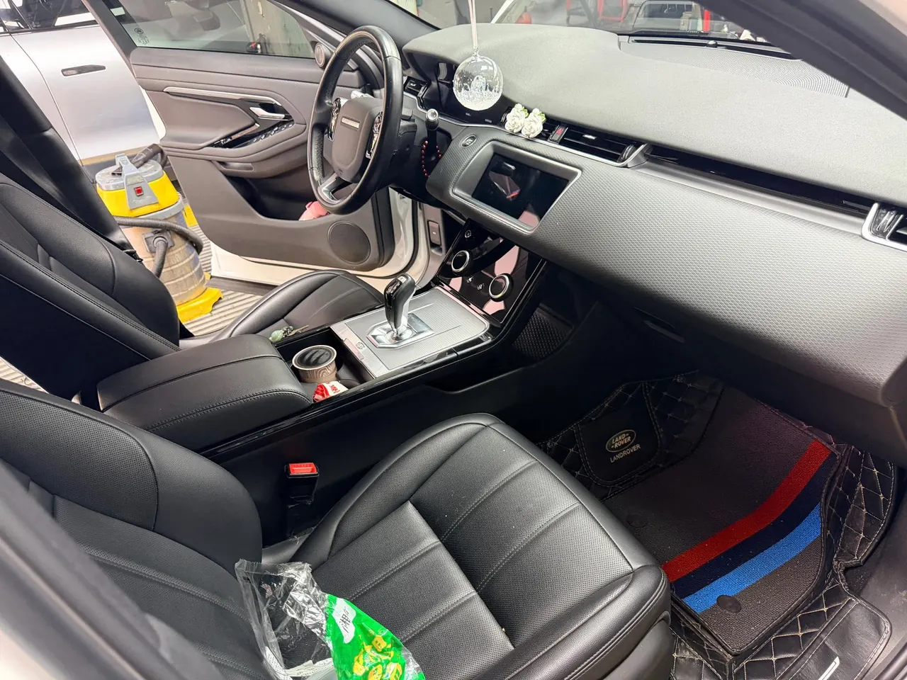 Land Rover 2020 Range Rover Aurora 48V 2.0T 249PS Youth Edition Automatic Gear 3
