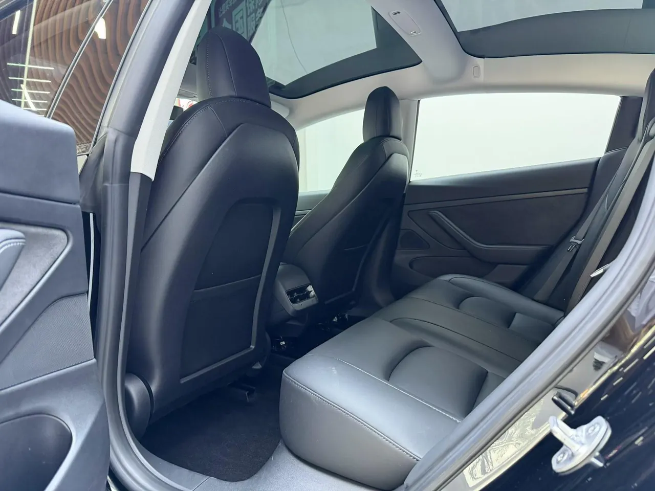 Tesla 2020 Model 3 Standard Endurance Rear Drive Upgraded Automatic Gear 5