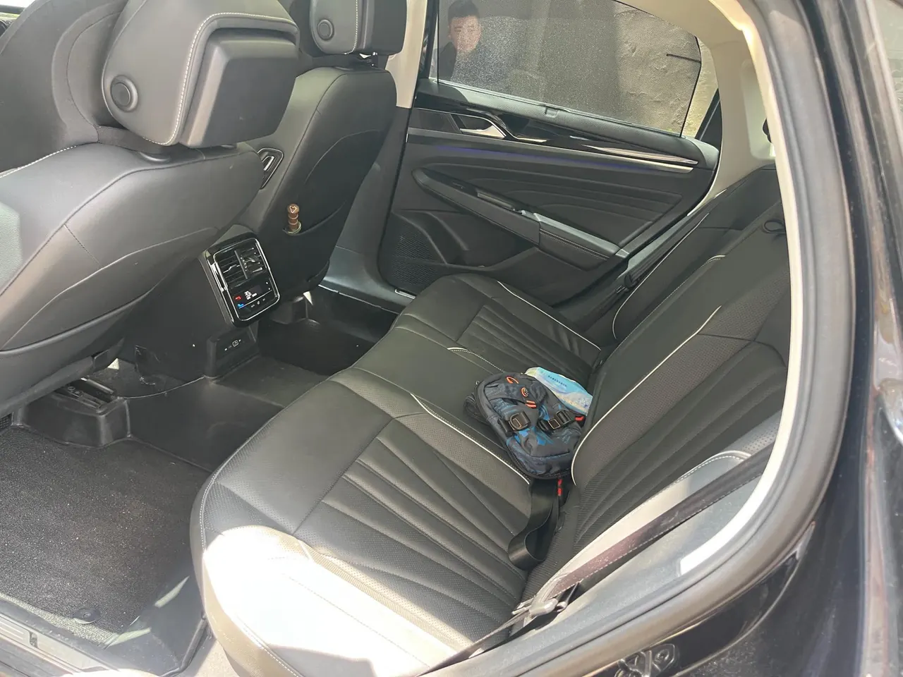 Volkswagen 2024 Passat 2.0TSI 380TSI Deluxe Edition Automatic 4