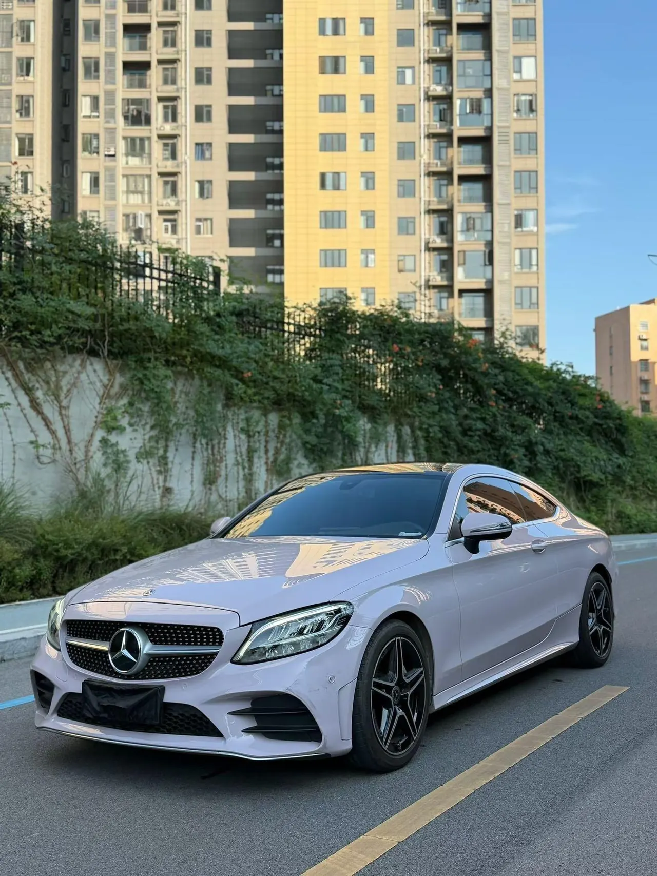 Открыть галерею: Mercedes Benz Class C (Imported) 2021 C 260 Coupe 48V 1.5T Automatic Gear