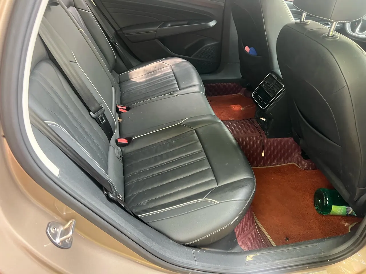 Volkswagen 2021 Passat 2.0TSI 330TSI Premium Edition Automatic Gear 4