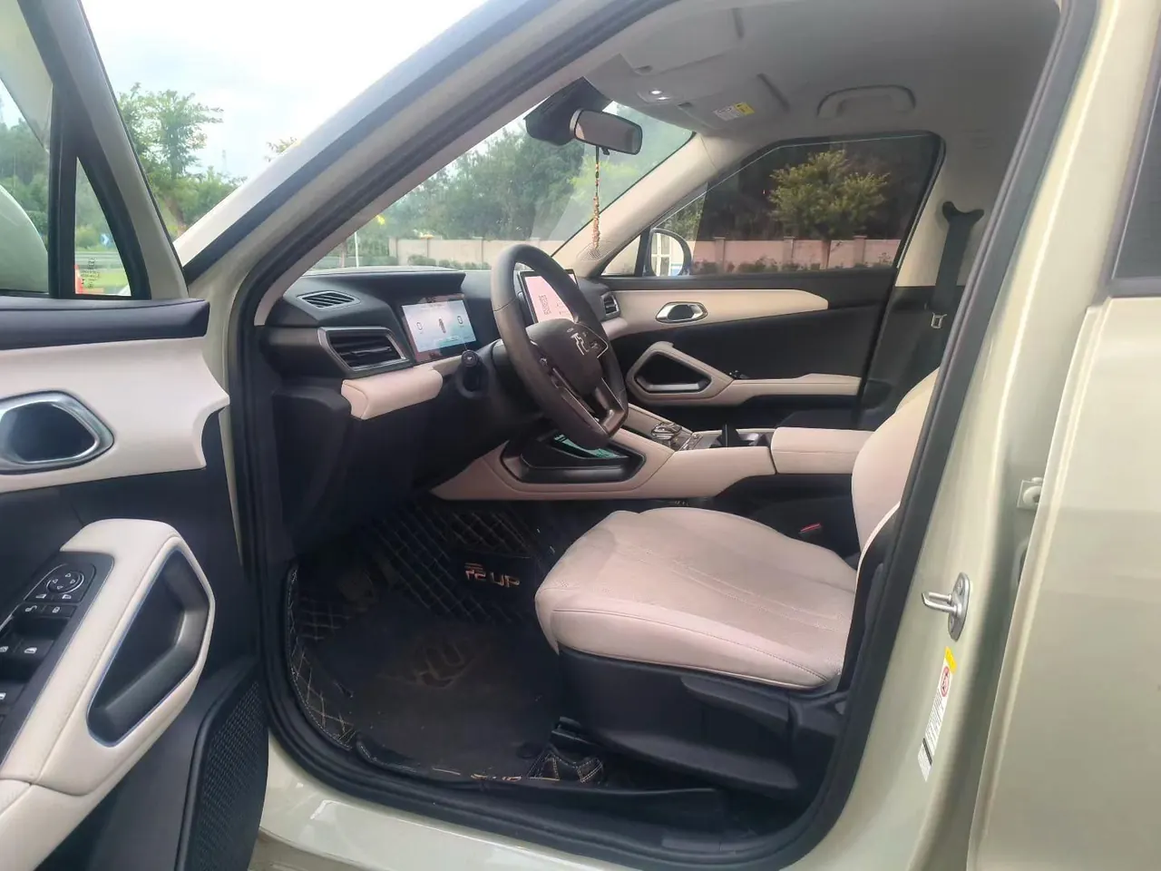 BYD 2024 Yuan UP 401KM Leading Automatic Gear 6