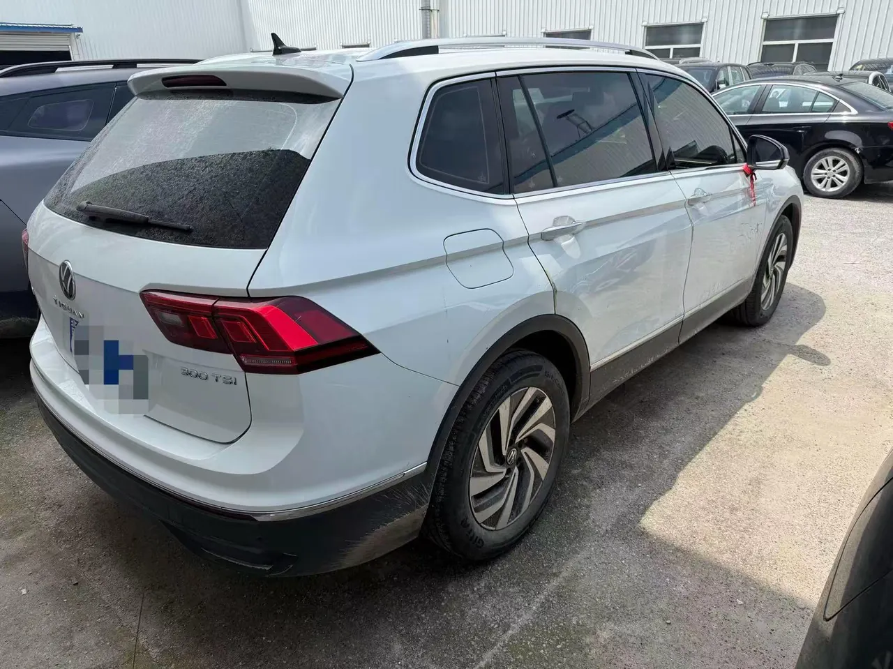 Volkswagen 2024 Tiguan L 1.5TSI 300TSI Two‑Wheel‑Drive Longteng Edition Automatic Transmission 2
