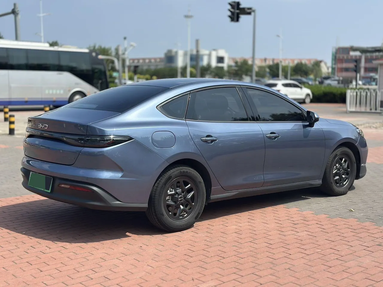 BYD 2025 seals 05 DM-i 1.5 stepless smart driving version 55KM luxury automatic gear 4