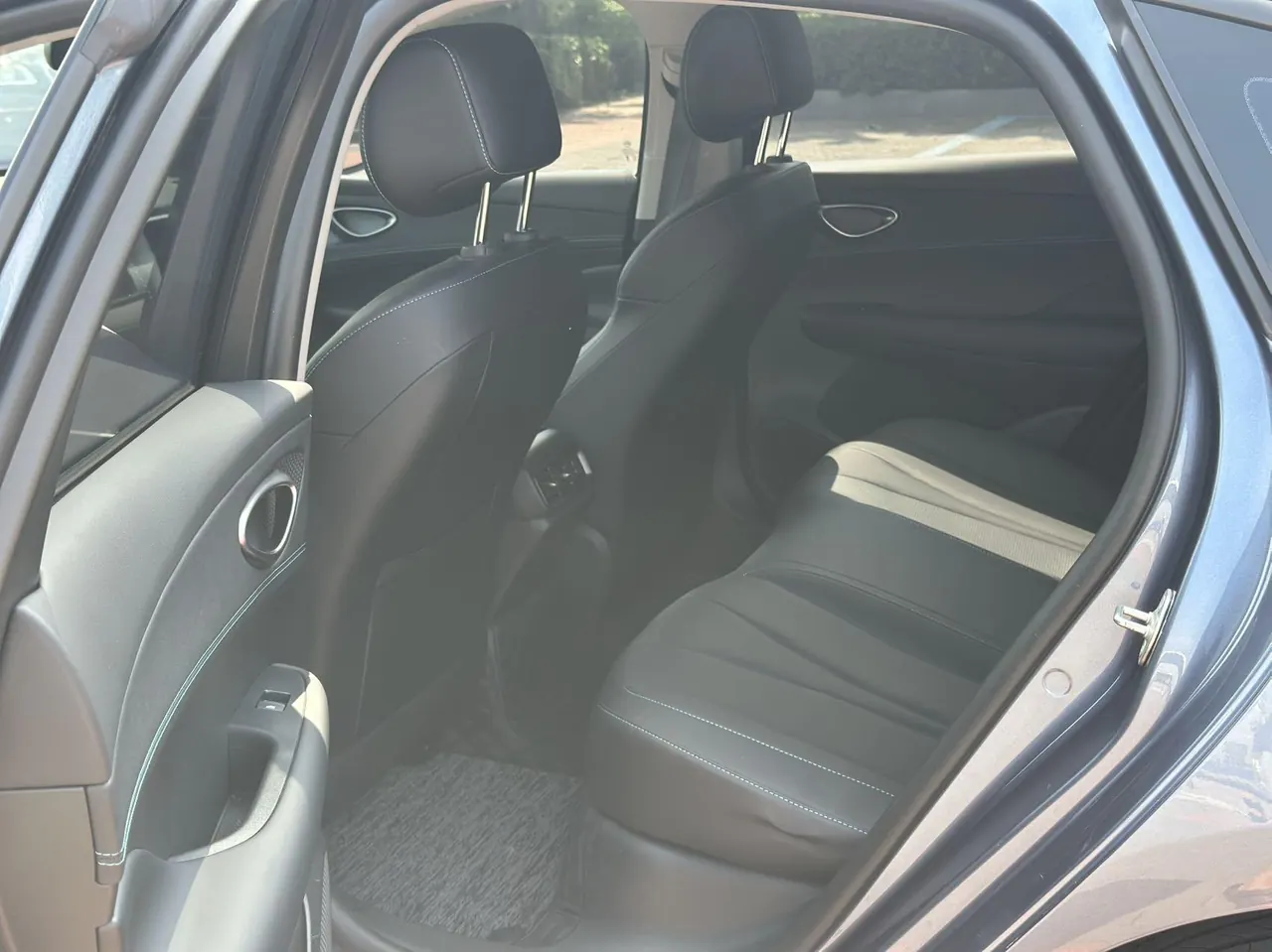 BYD 2025 seals 05 DM-i 1.5 stepless smart driving version 55KM luxury automatic gear 8