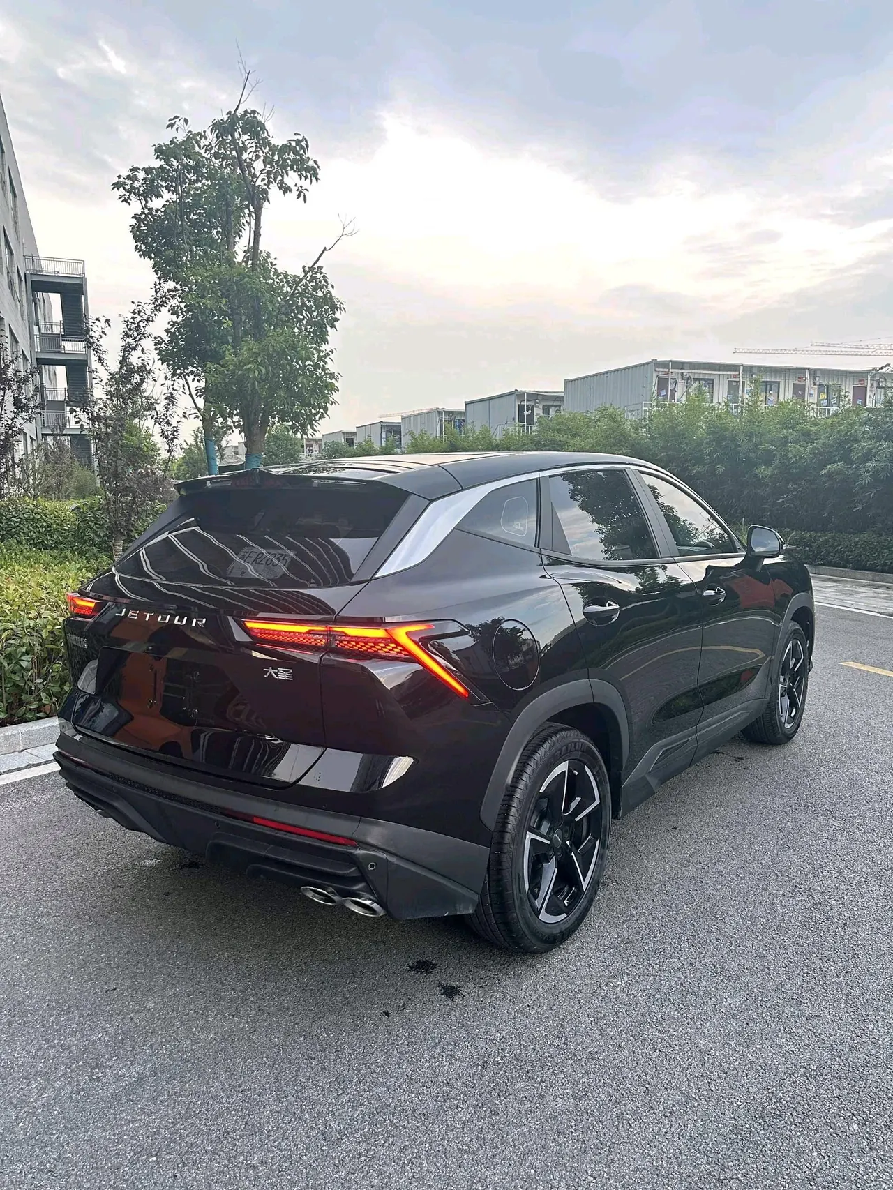 Jetour 2025 Dasheng 1.5T to Perfect Edition Automatic Gear 3