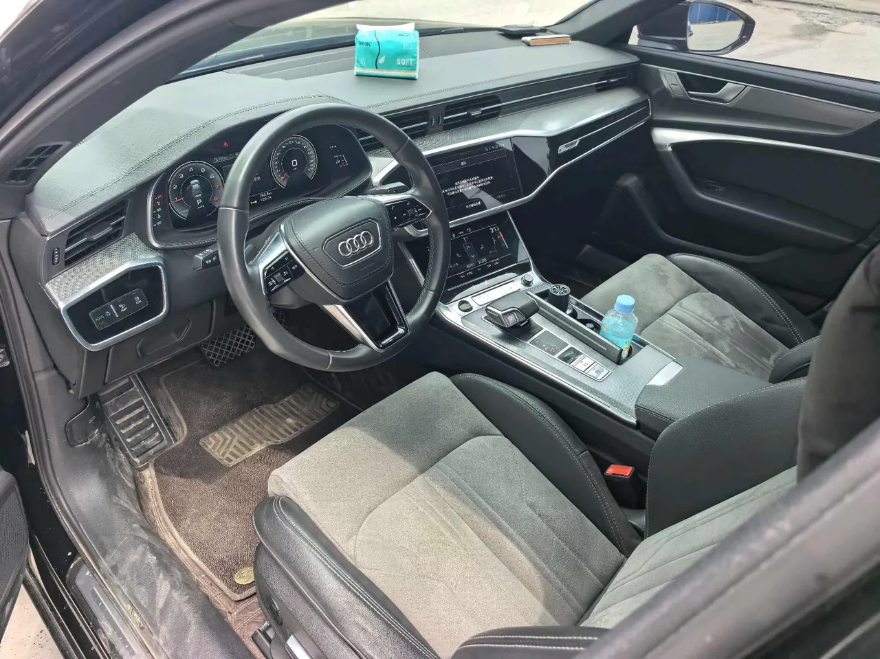 Audi 2022 A6L 2.0TFSI 40TFSI Deluxe Elegant Automatic 6