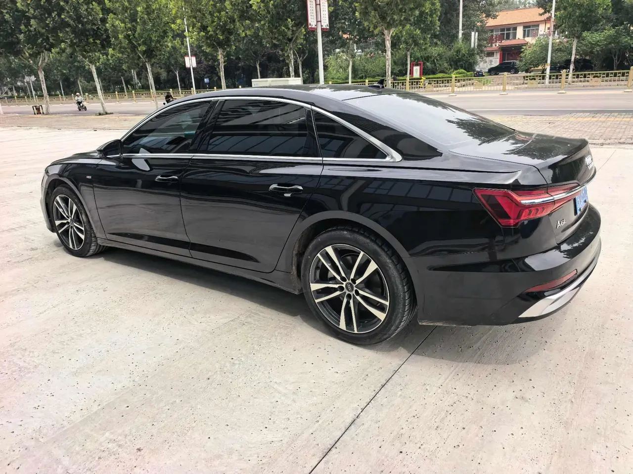 Audi 2022 A6L 2.0TFSI 40TFSI Deluxe Elegant Automatic 9