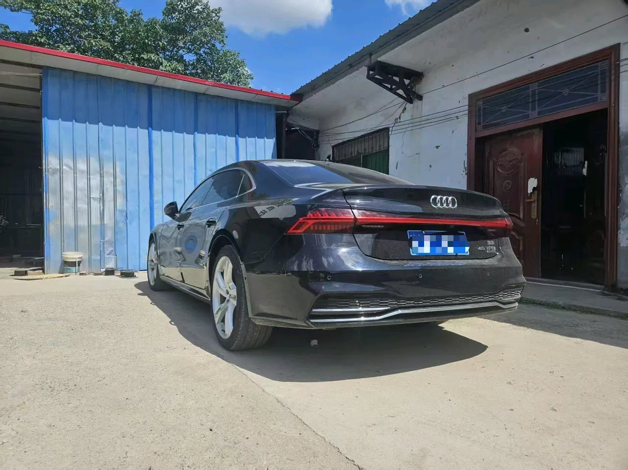 Audi 2022 A7L 2.0TFSI 45TFSI Quattro S-line Black Samurai Edition Automatic Gear 6
