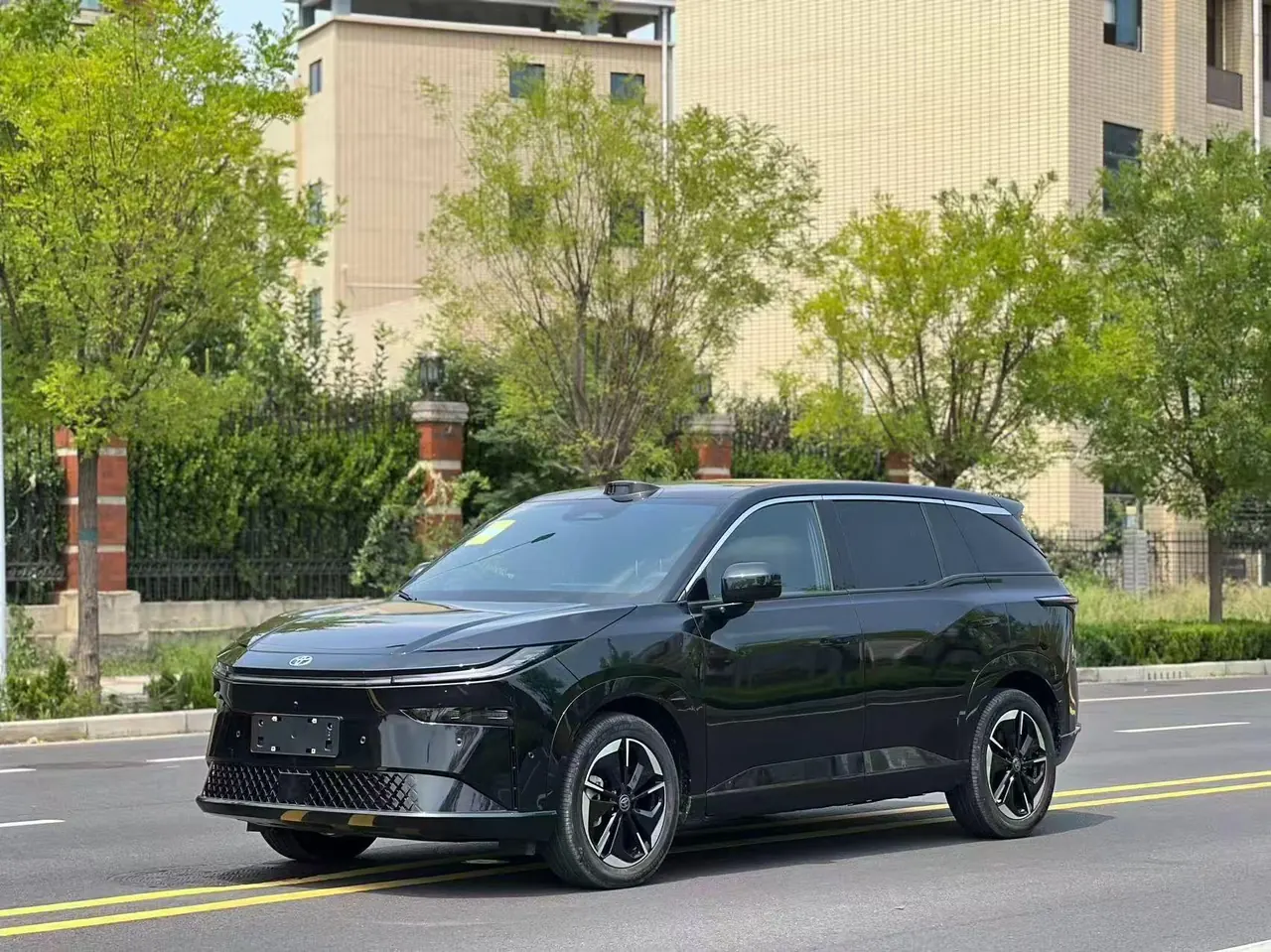 Toyota 2026 Platinum Intelligence 3X 520 Pro Laser Radar Edition Automatic Gear - View 1