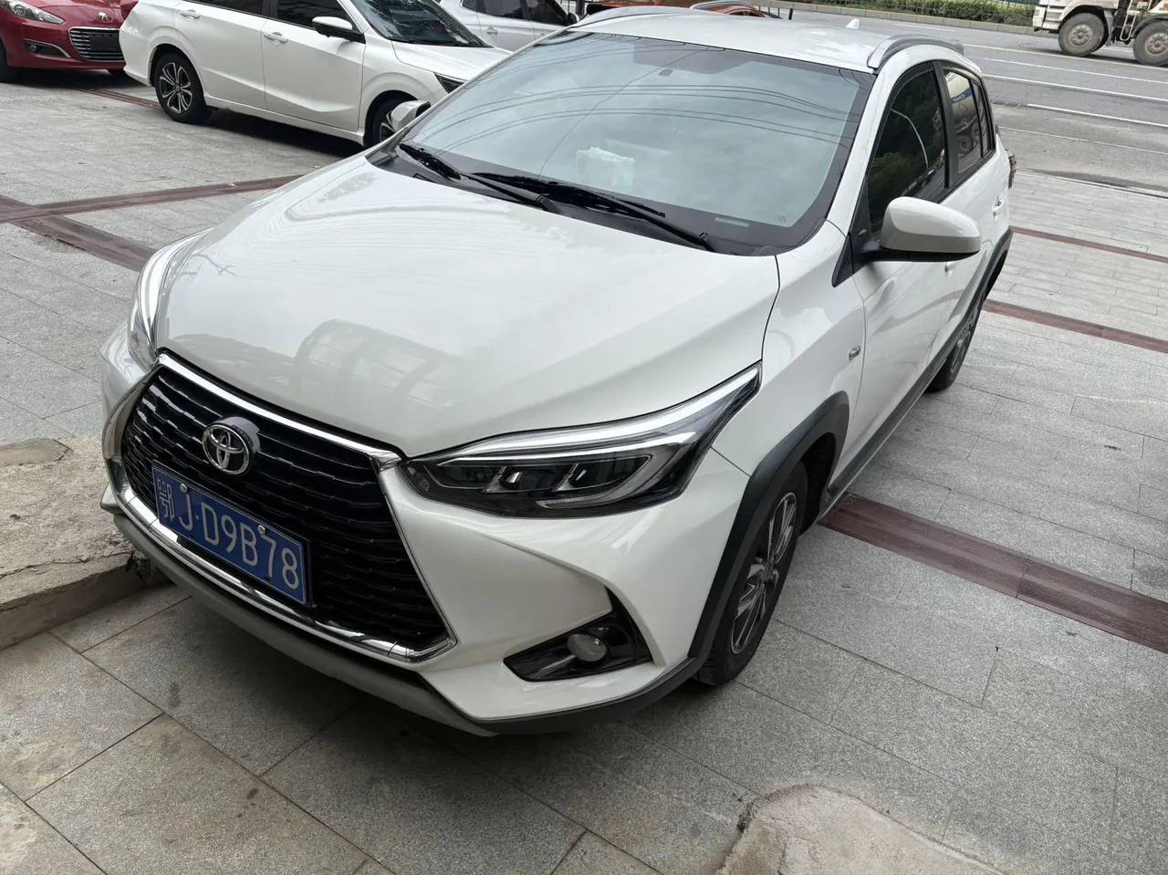 Открыть галерею: Toyota yaris 2022 YARiS L to dazzle 1.5 stepless leading PLUS version of automatic gear