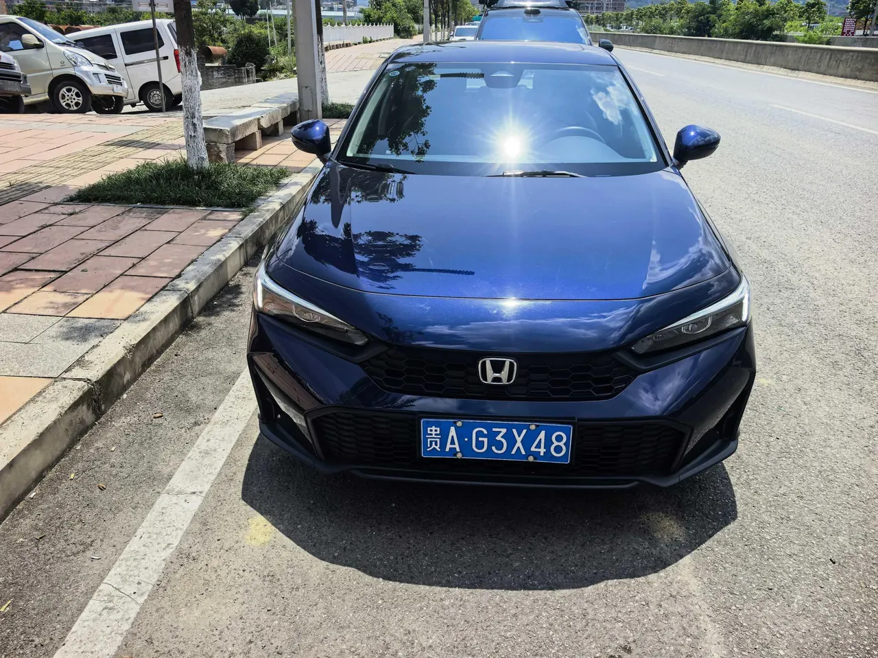 Honda 2025 Civic 1.5T Stepless 240TURBO Zhiqu Plus Automatic Gear 2