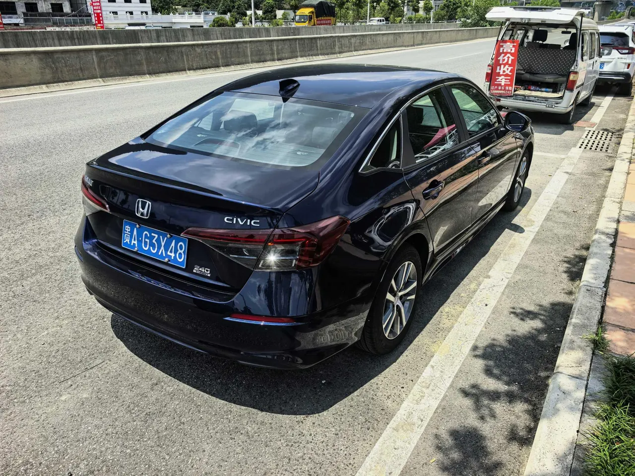 Honda 2025 Civic 1.5T Stepless 240TURBO Zhiqu Plus Automatic Gear 5