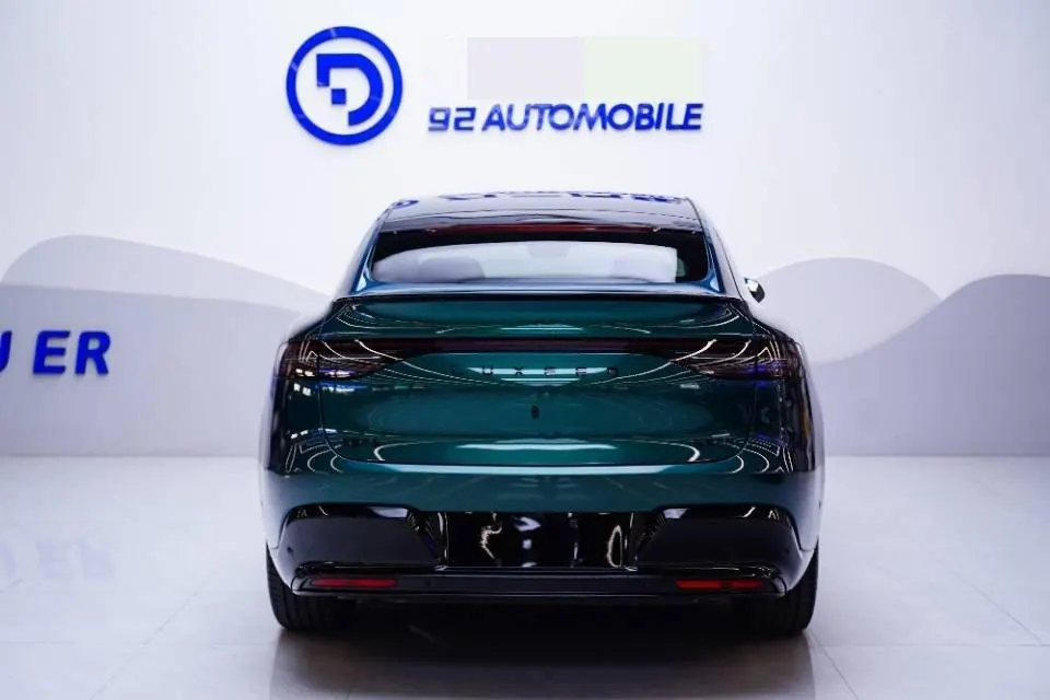 Intellectual 2025 R 7 251km Pro automatic gear 3