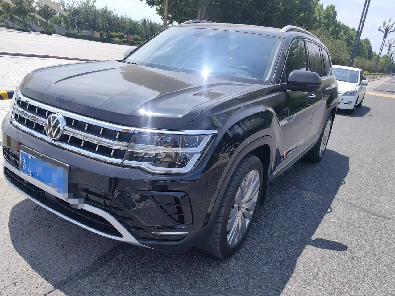 Volkswagen 2022 Tuang 2.0TSI 380TSI 4WD Respect Flagship Automatic Transmission - View 1