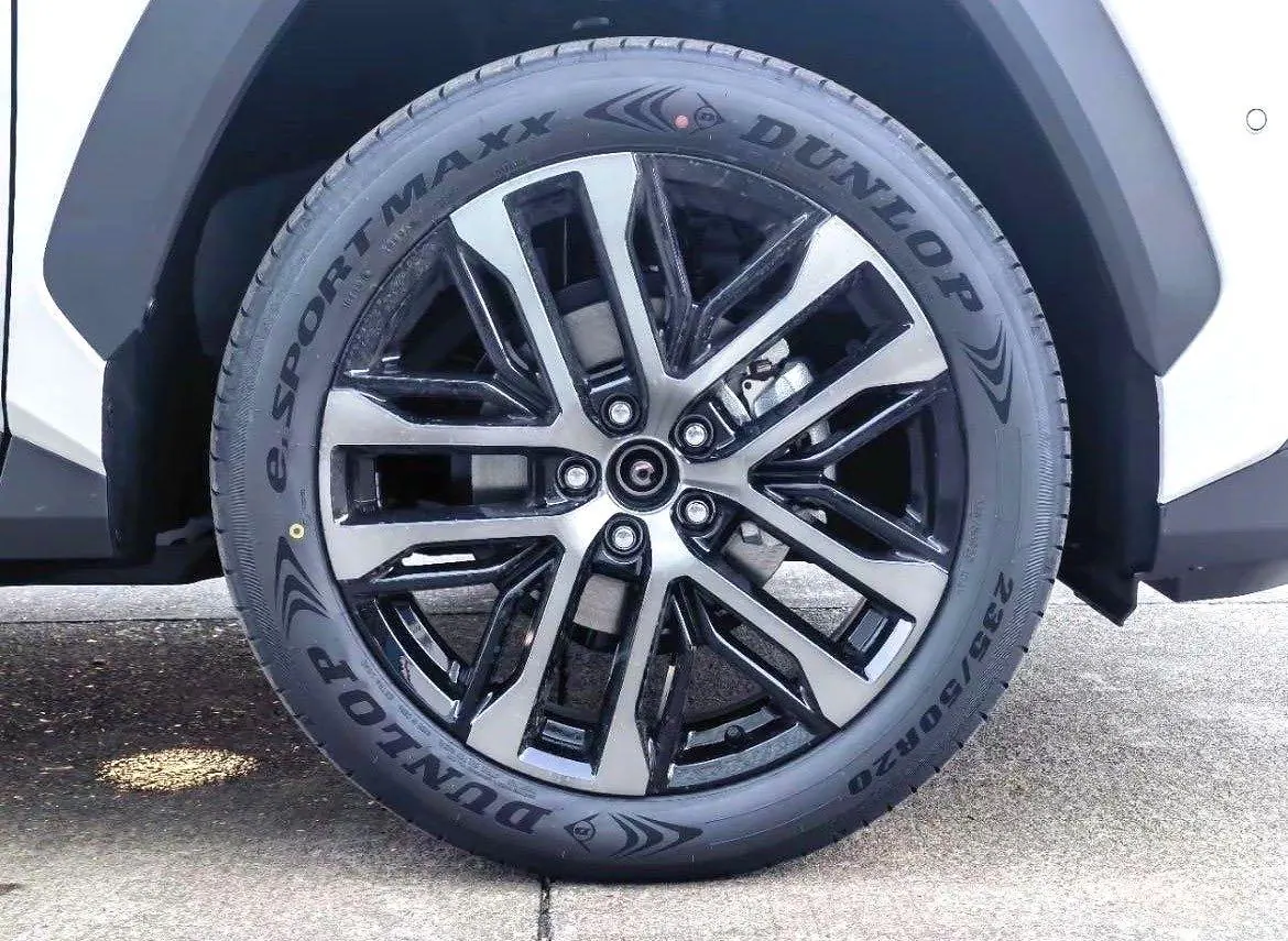 Toyota 2026 RAV4 Rongfang Double Engine 2.5 Stepless Four-wheel Drive Flagship Automatic Gear 5