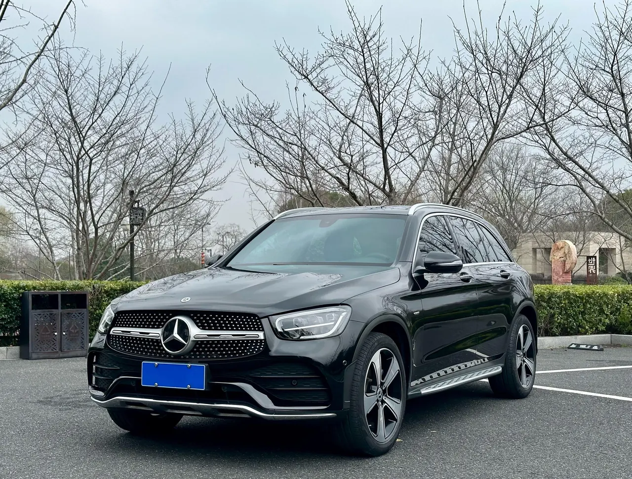 Mercedes Benz 2022 GLC 300 L 4MATIC 2.0T Dynamic Zhen Tibetan Edition Automatic Gear - View 1