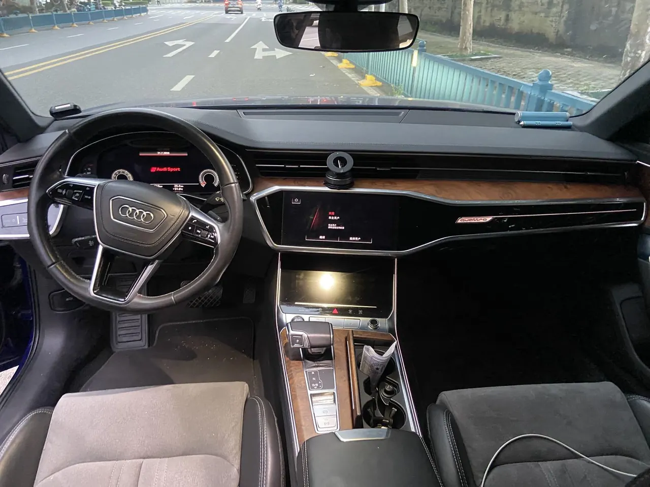 Audi 2023 A6L 2.0TFSI 45TFSI Quattro Selected Dynamic Automatic 4