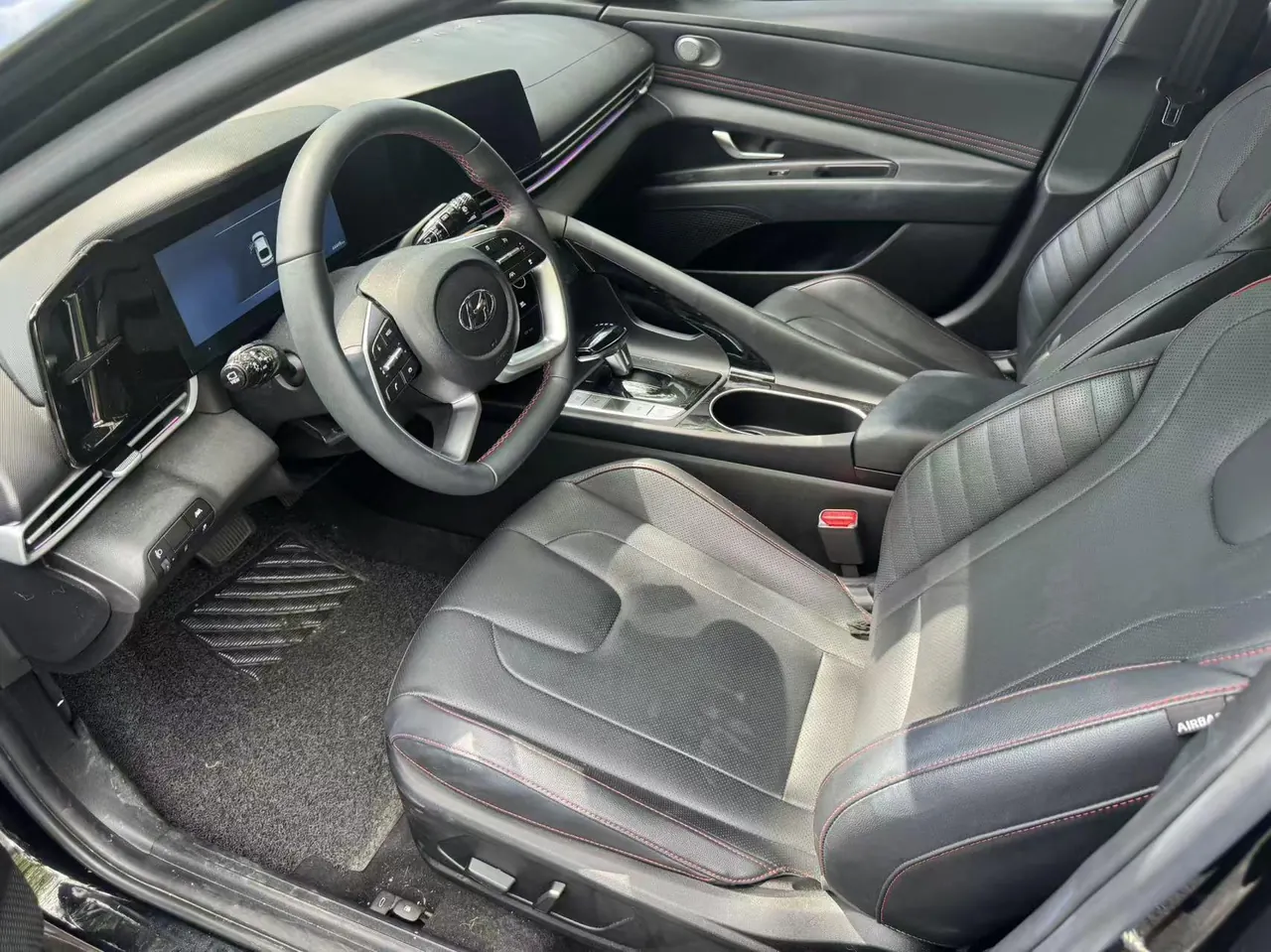 Hyundai 2022 Elantra-Sanxiang 1.5 Stepless 20th Anniversary Automatic Gear 5