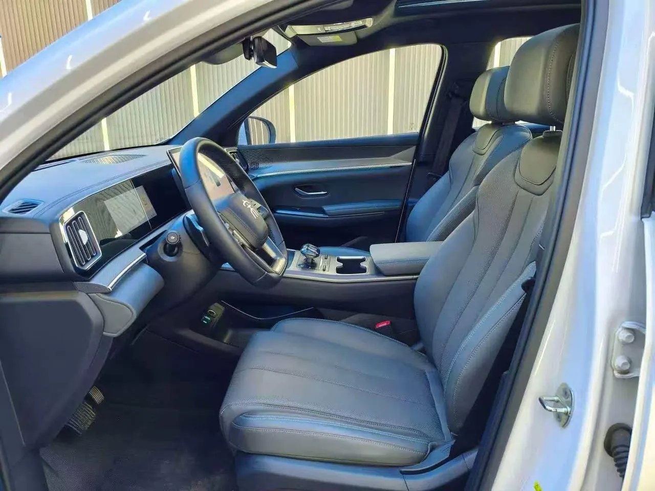 BYD Song Pro New Energy 2025 Song Pro DM-i 1.5 Stepless Smart Driving Edition 115KM Excellent Automatic Gear 6