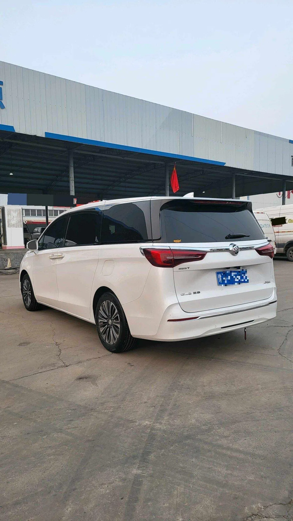 Buick 2022 GL8 ES Lu Zun 48V 2.0T 653T Luxury Automatic Gear 6