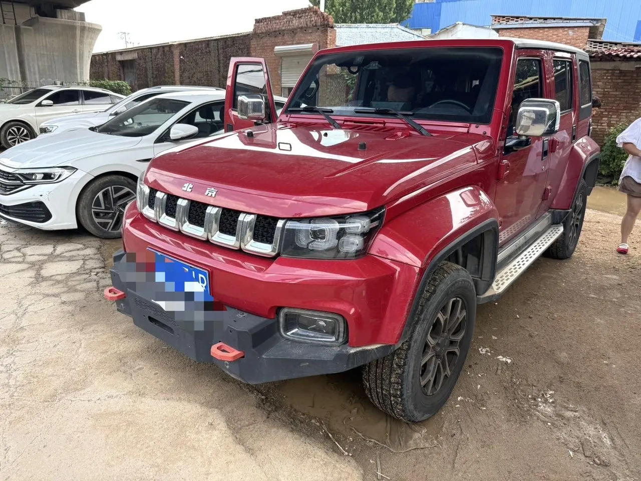 Beijing 2020 BJ40 2.0T 4-wheel drive city hunter version chivalrous automatic gear - View 1