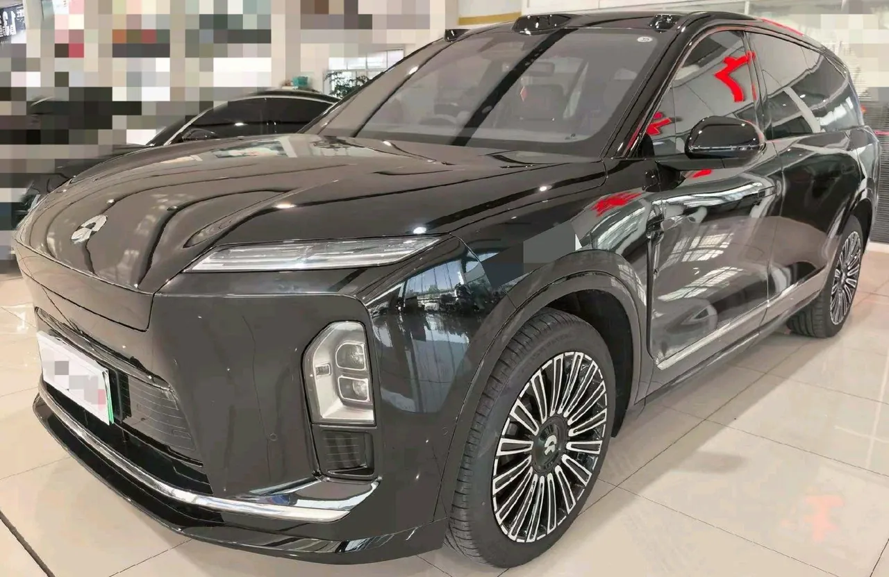 NIO 2026 ES8 6-seat executive deluxe automatic gear - View 1
