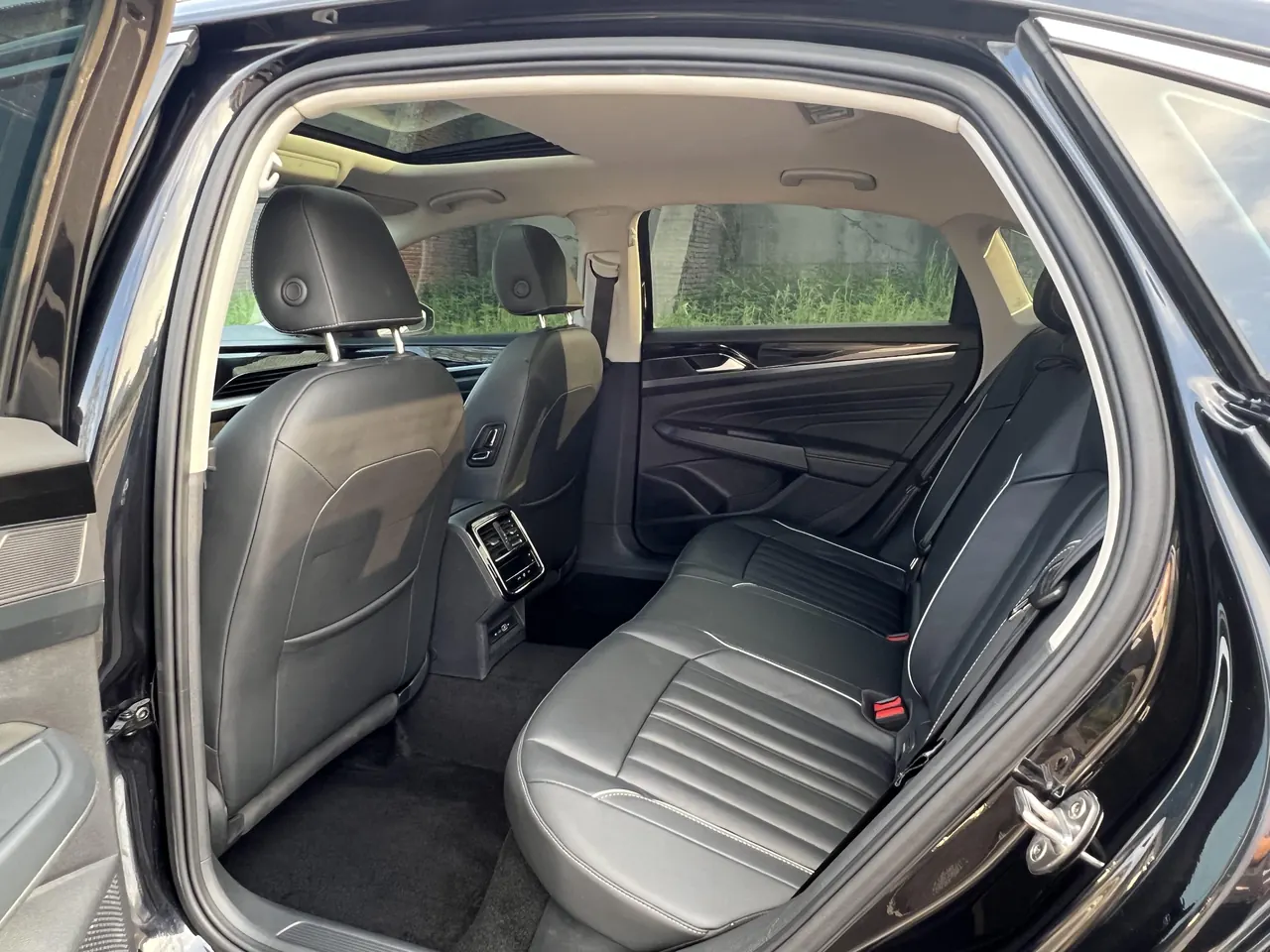Volkswagen 2023 Passat 1.4TSI 280TSI Elite Edition Automatic 11