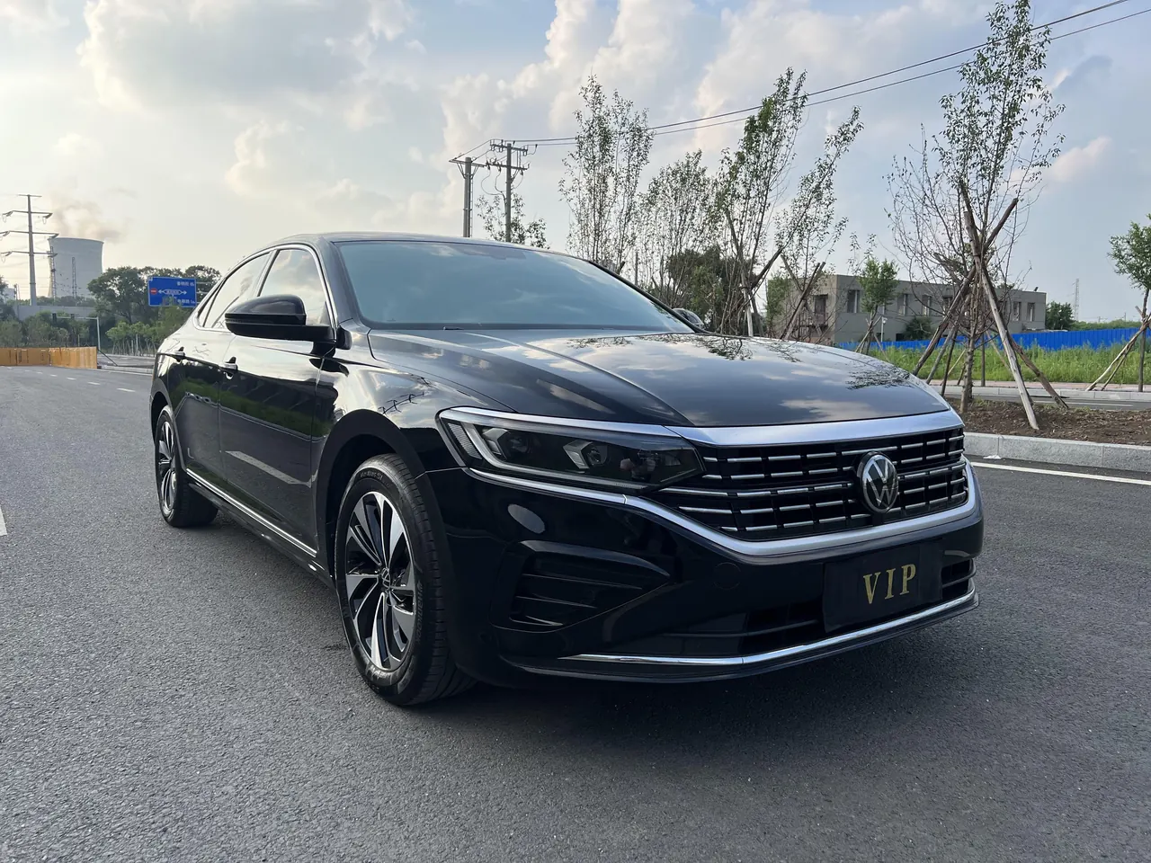 Volkswagen 2023 Passat 1.4TSI 280TSI Elite Edition Automatic 3