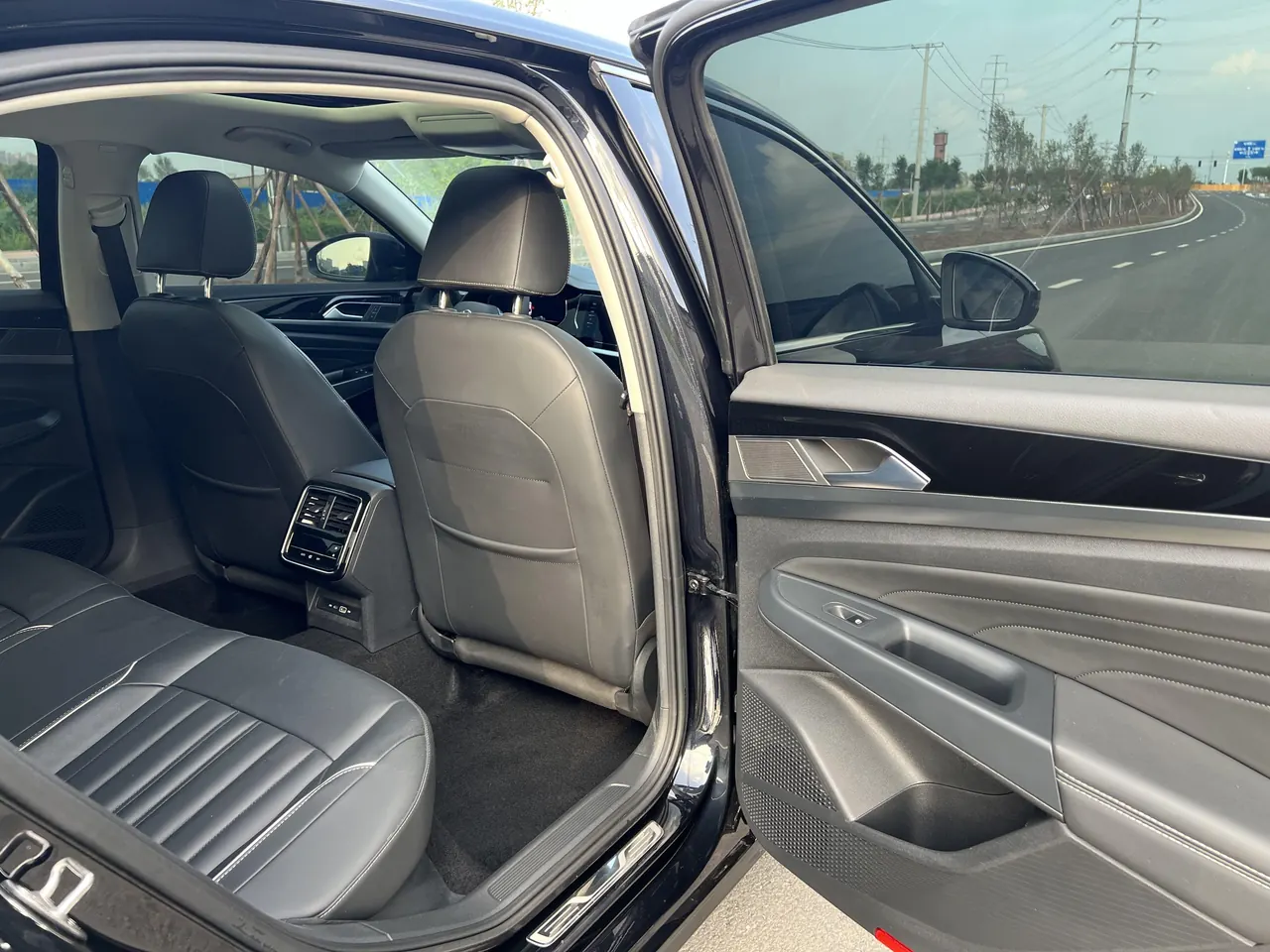 Volkswagen 2023 Passat 1.4TSI 280TSI Elite Edition Automatic 9