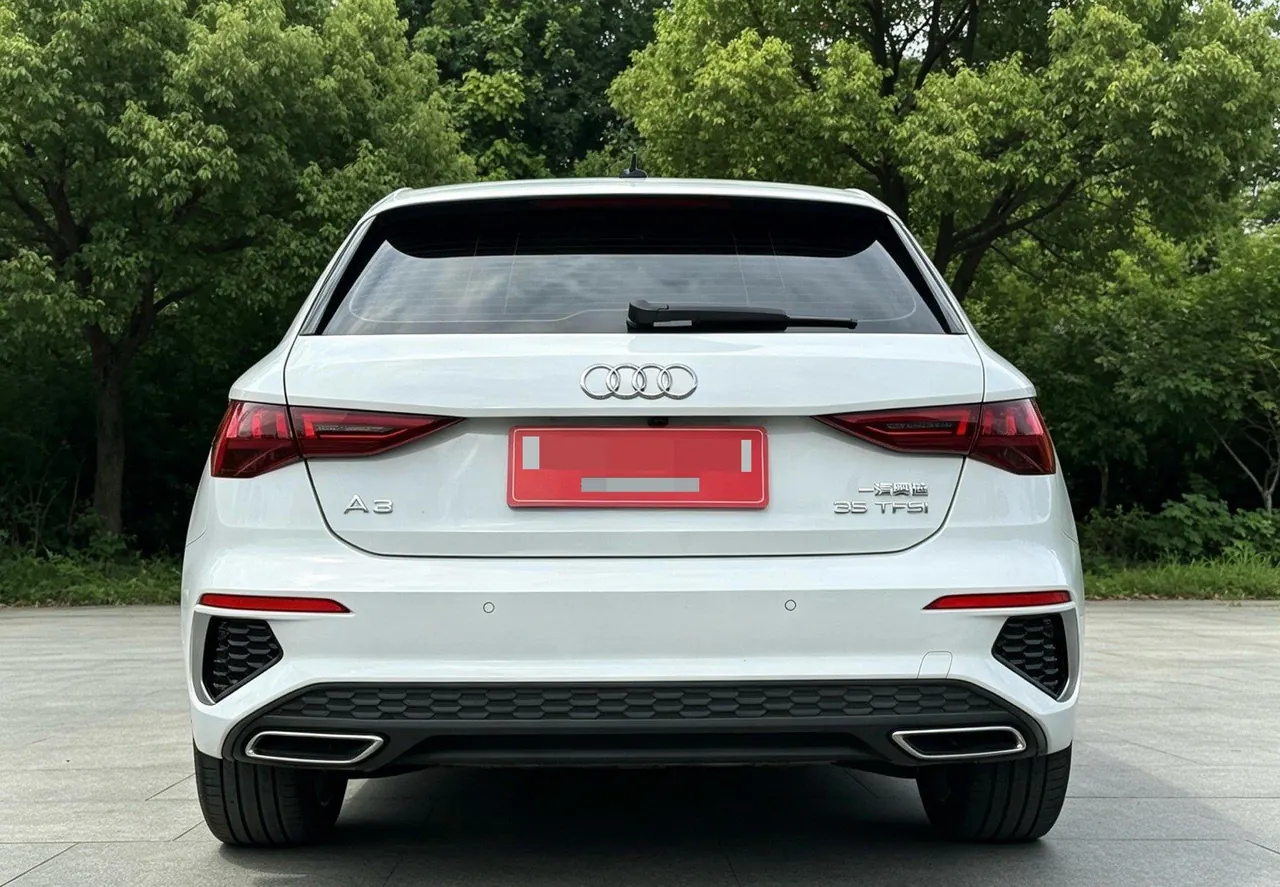 Audi 2022 A3 Sportback 1.4TFSI 35TFSI Fashion Sports Automatic 4