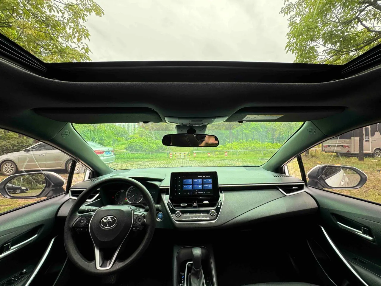 Toyota 2022 Lei Ling Shuangqing 1.8H Stepless Deluxe Edition Automatic Gear 8