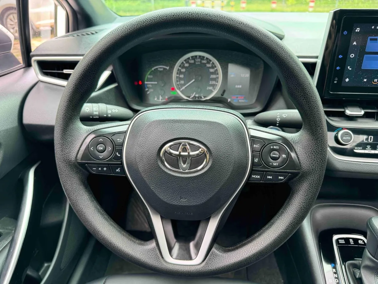 Toyota 2022 Lei Ling Shuangqing 1.8H Stepless Deluxe Edition Automatic Gear 9